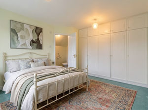 Photo 25- click for photo gallery